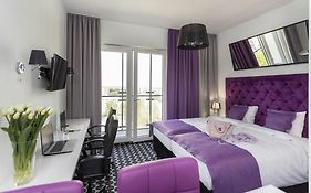 Vola Residence self check-in